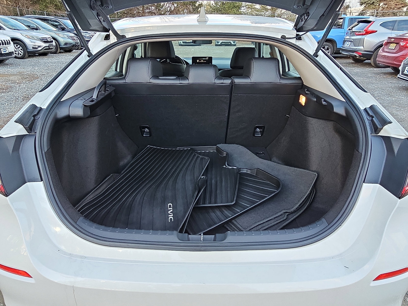 Used 2024 Honda Civic EX-L image 32