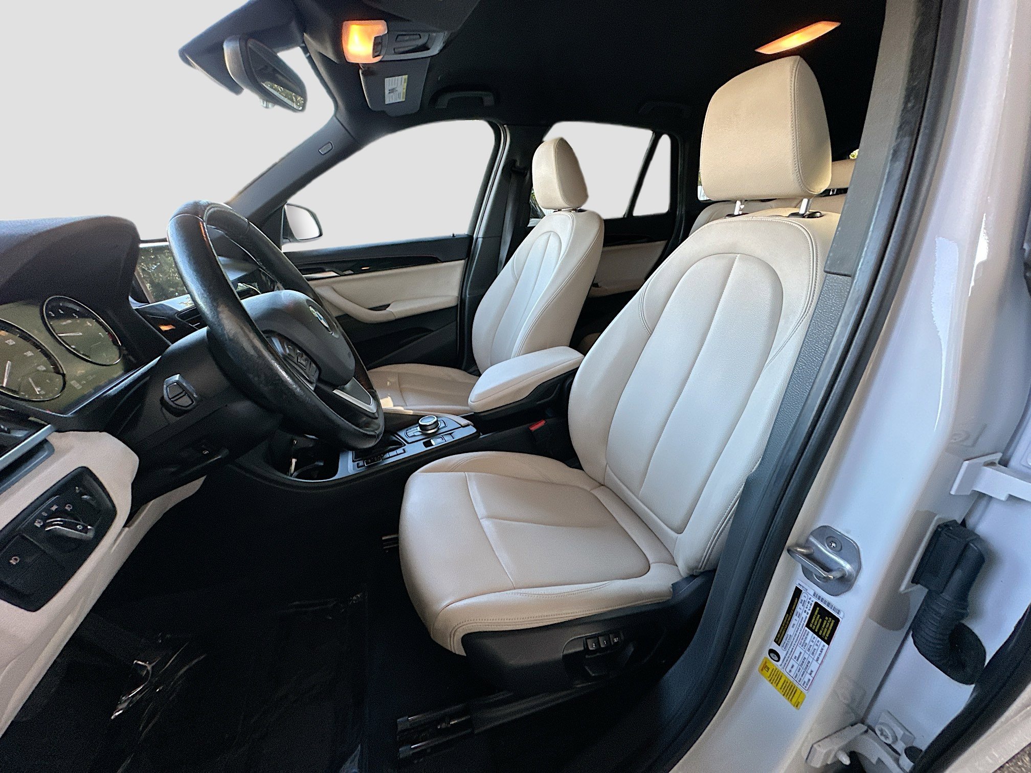 Used 2019 BMW X1 sDrive28i image 21