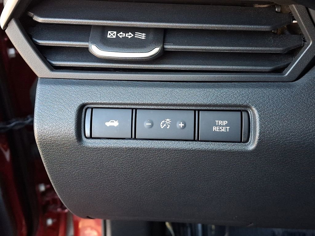 Used 2021 Nissan Altima 2.5 SR w/ SR Premium Package image 27