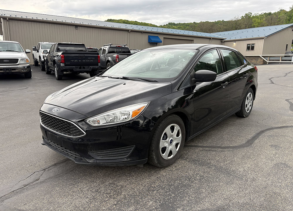 Used 2018 Ford Focus S FWD image 1