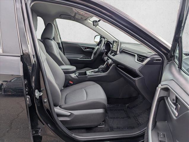 Certified 2025 Toyota RAV4 XLE FWD image 19