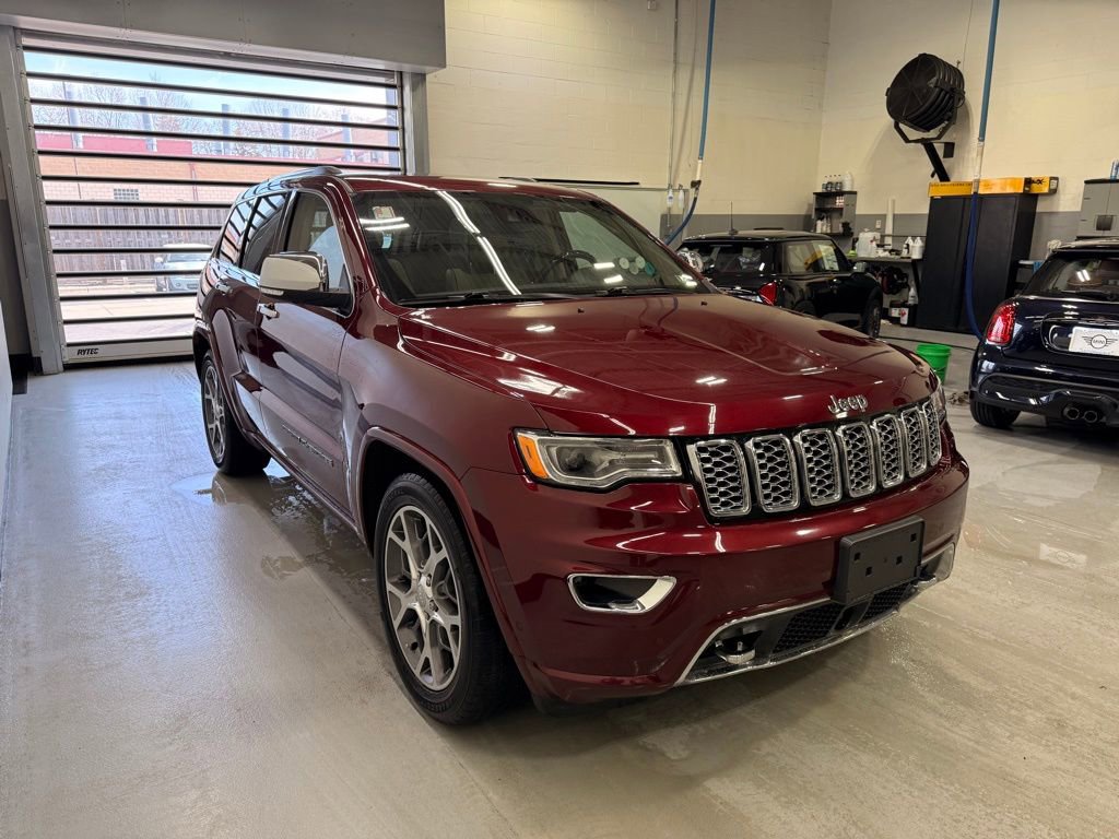 Used 2021 Jeep Grand Cherokee Overland AWD/4WD image 7
