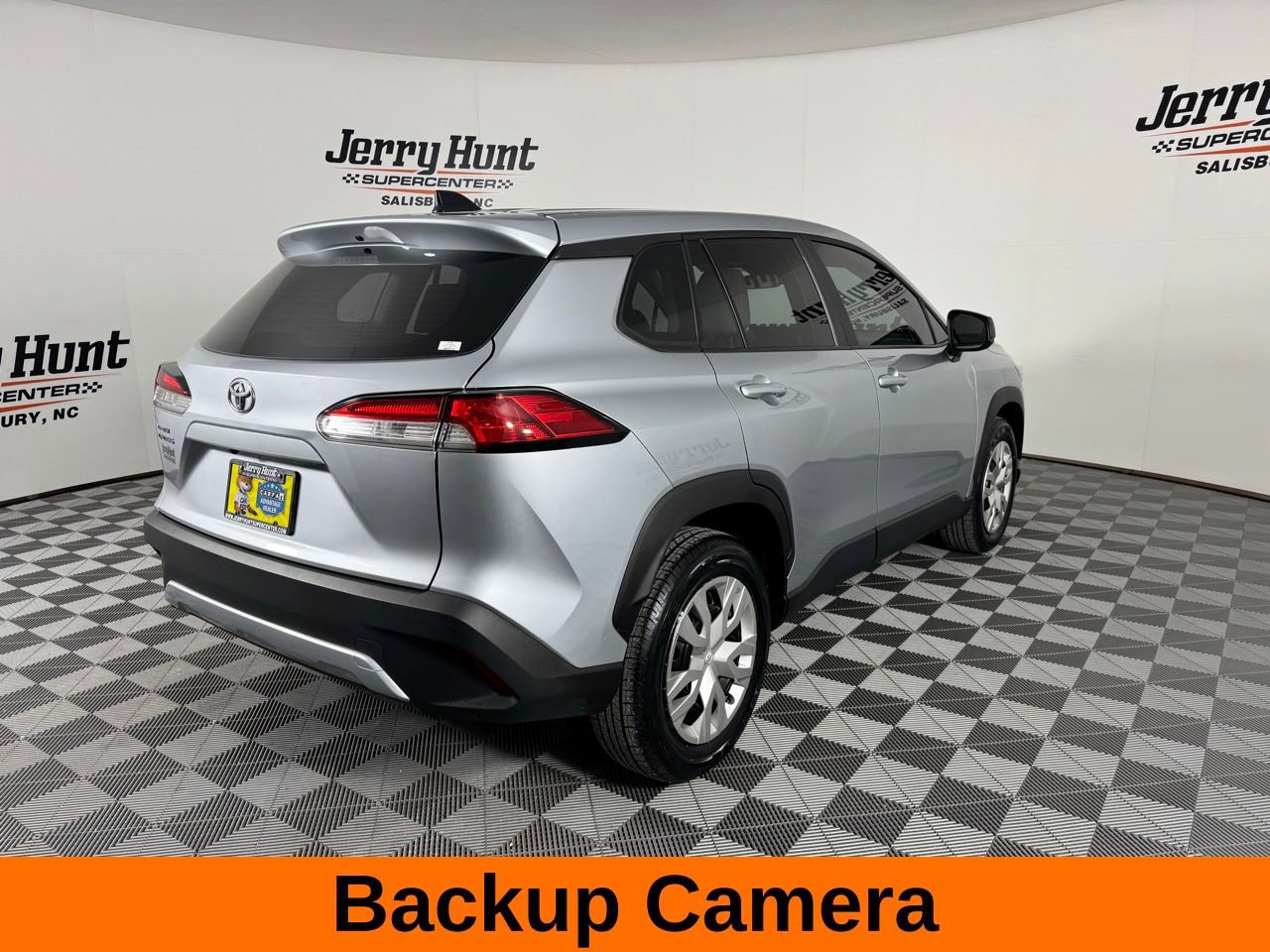 Used 2024 Toyota Corolla Cross L image 7