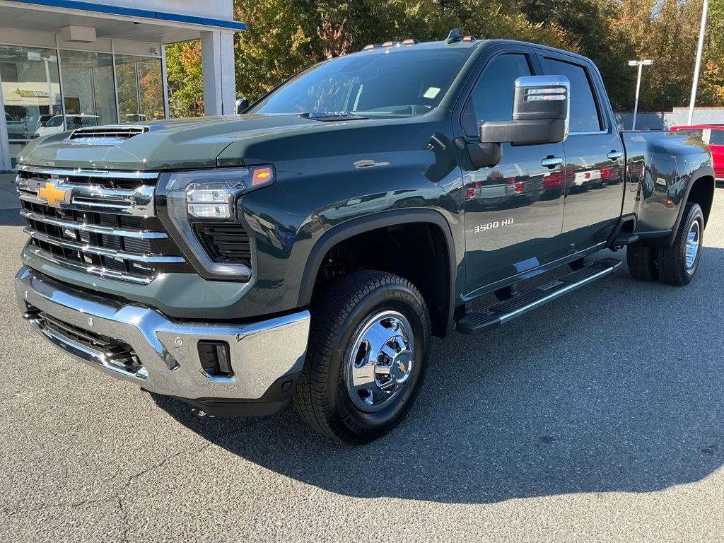 New 2026 Chevrolet Silverado 3500 LTZ w/ LTZ Convenience Package image 1