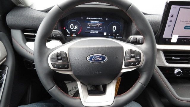 New 2026 Ford Explorer Active AWD/4WD image 22