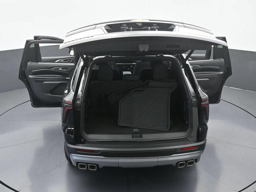 Used 2026 Chevrolet Traverse LT FWD image 67