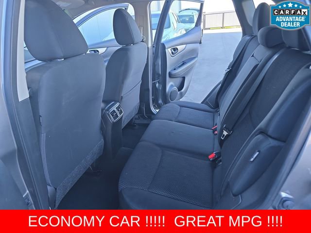 Used 2022 Nissan Rogue Sport S image 16