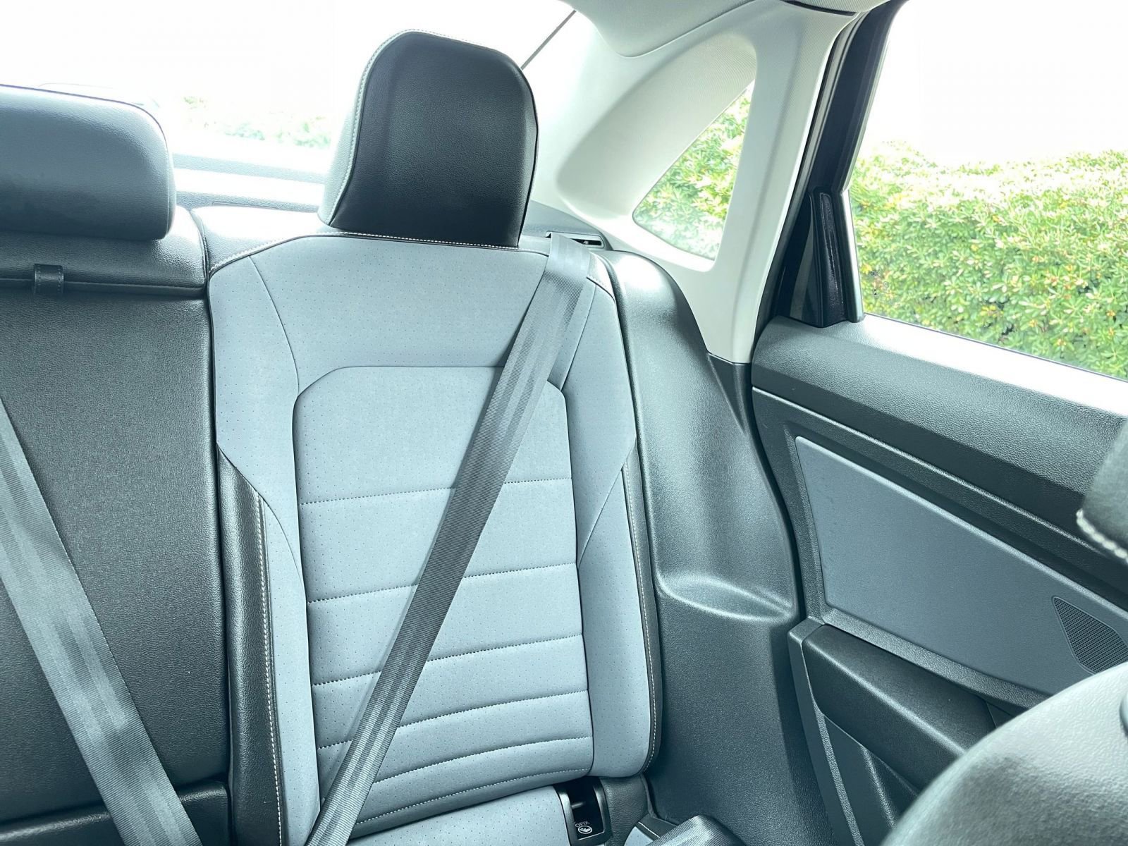 Used 2025 Volkswagen Jetta SE image 38