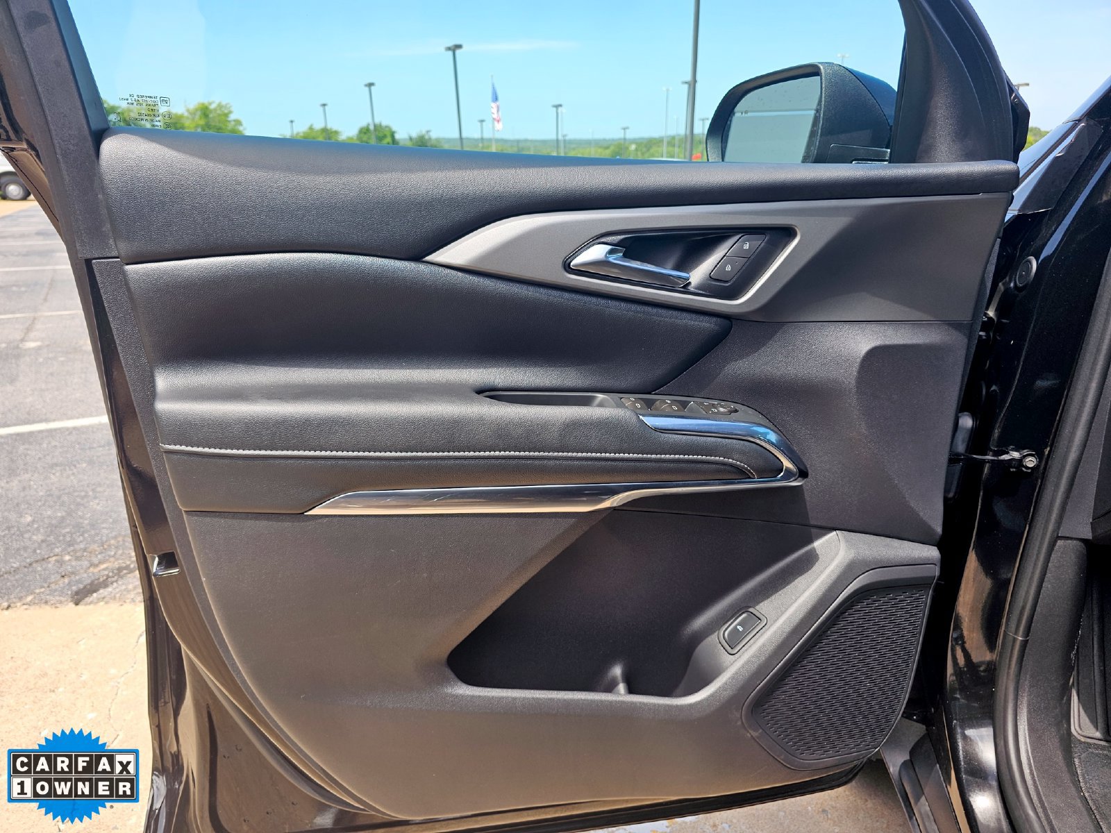 Used 2026 Chevrolet Traverse LT AWD/4WD image 11