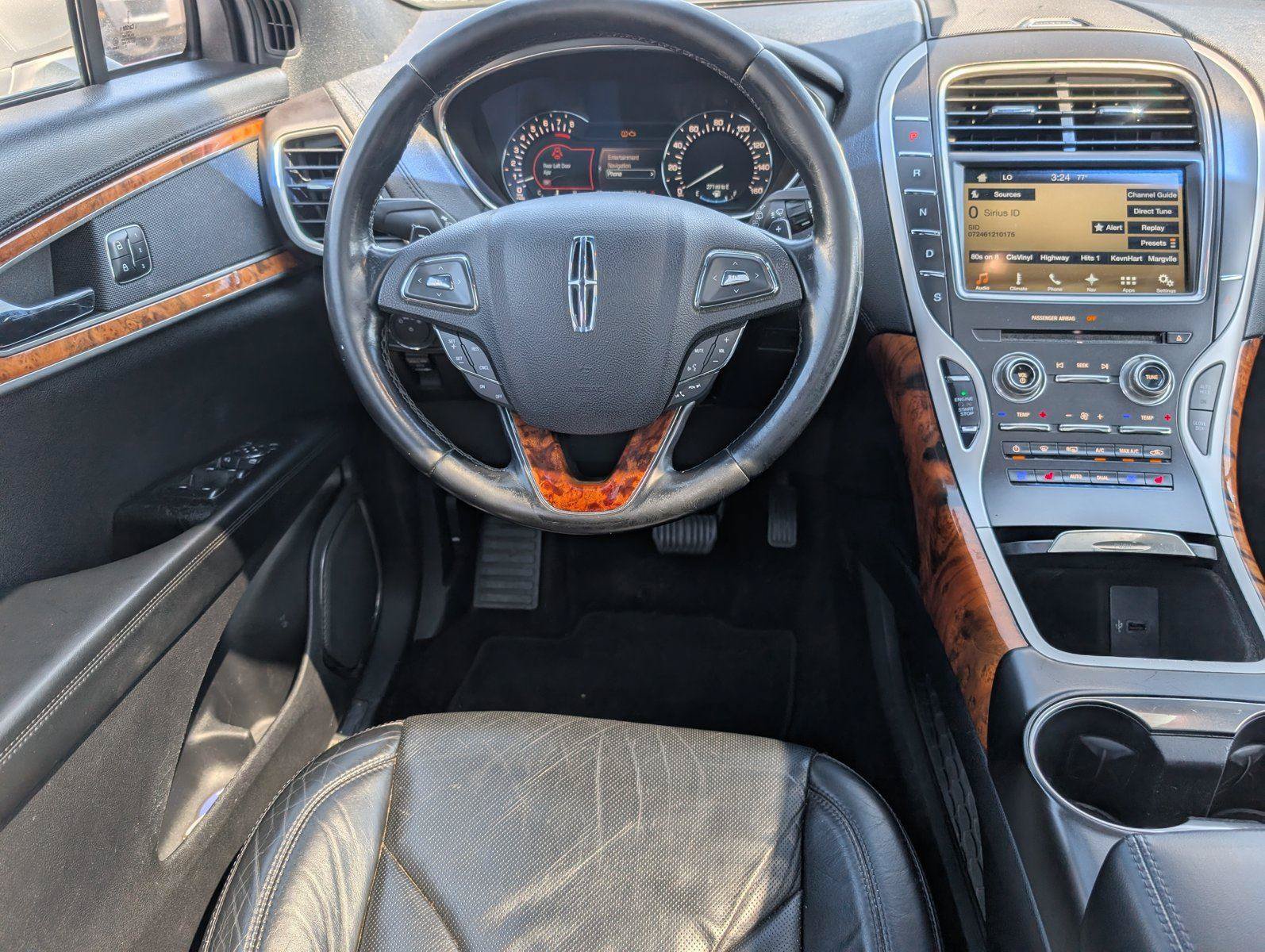 Used 2016 Lincoln MKX Reserve w/ Climate Package AWD/4WD image 20