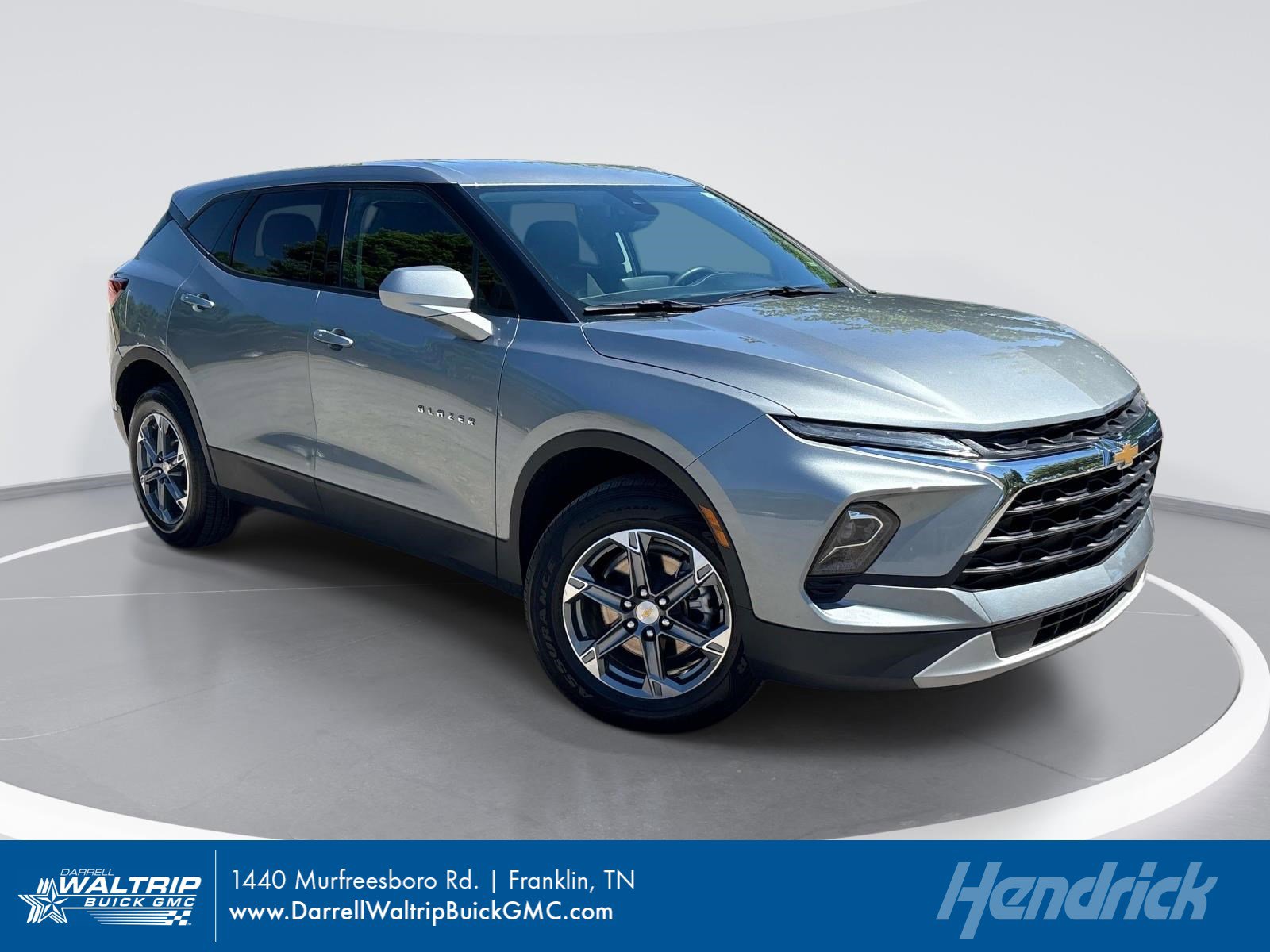 Used 2025 Chevrolet Blazer LT AWD/4WD image 1