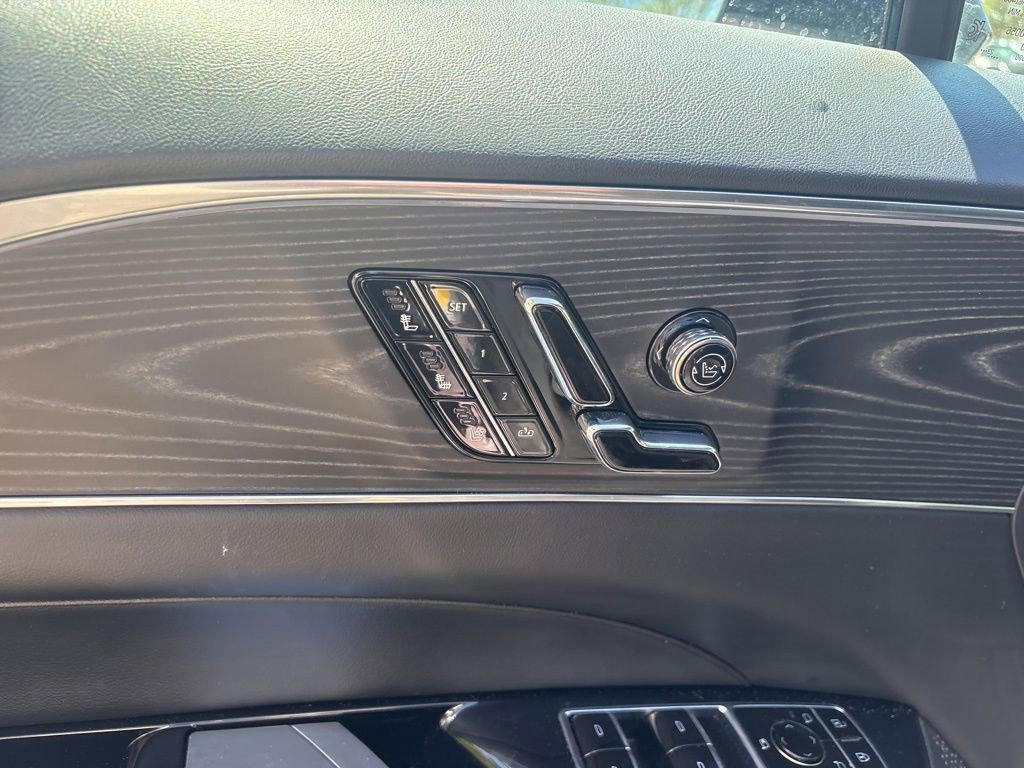 Certified 2024 Cadillac Lyriq Sport AWD/4WD image 13