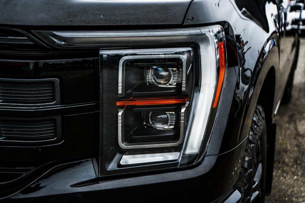 Used 2023 Ford F150 Lariat w/ Equipment Group 502A High AWD/4WD image 7