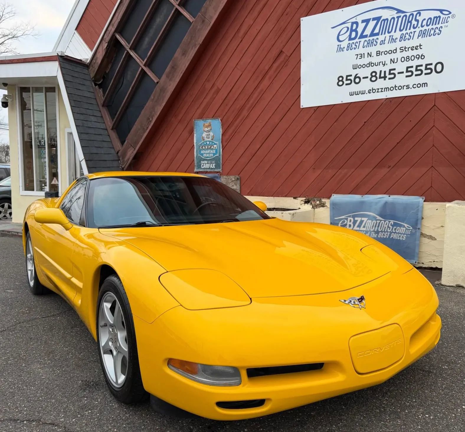 Used 2003 Chevrolet Corvette Coupe w/ Preferred Equipment Group image 1