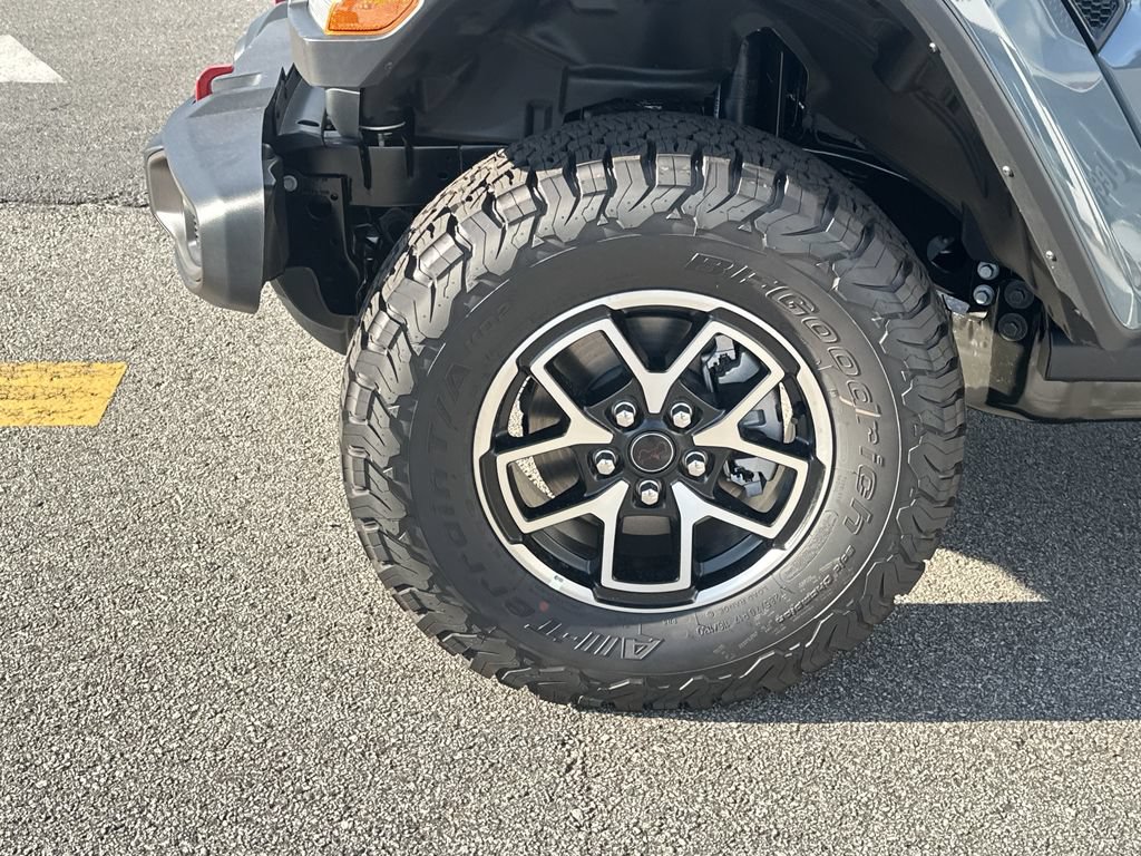 New 2026 Jeep Wrangler Unlimited Rubicon w/ Whitecap Package AWD/4WD image 11