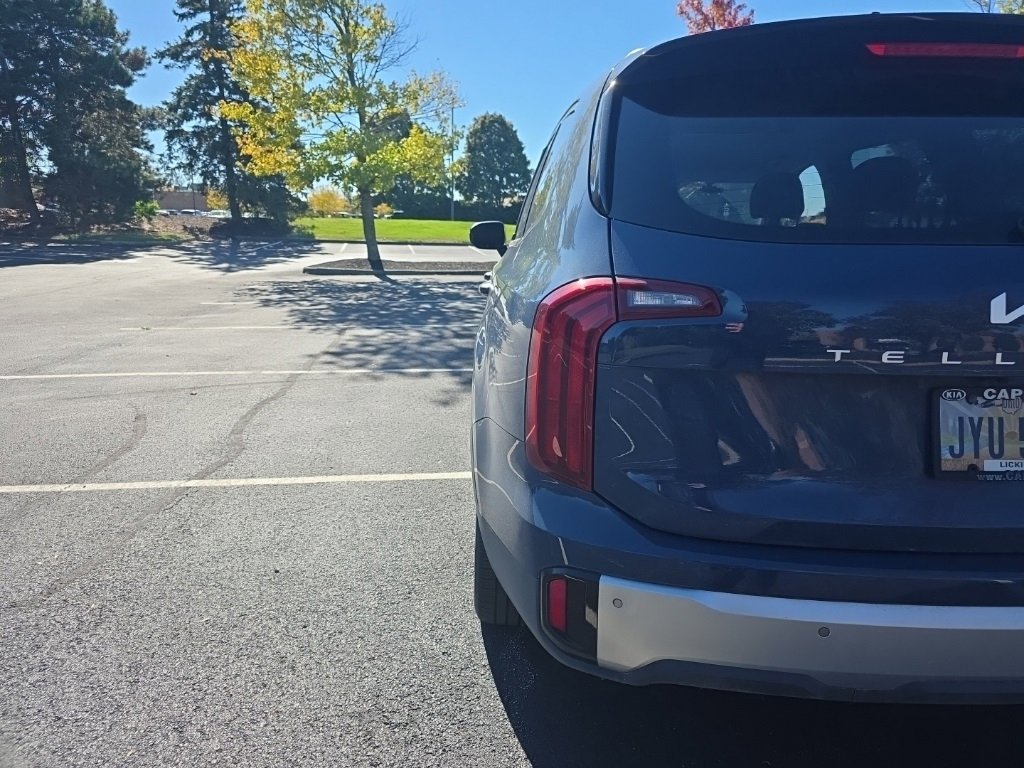 Used 2023 Kia Telluride S image 13