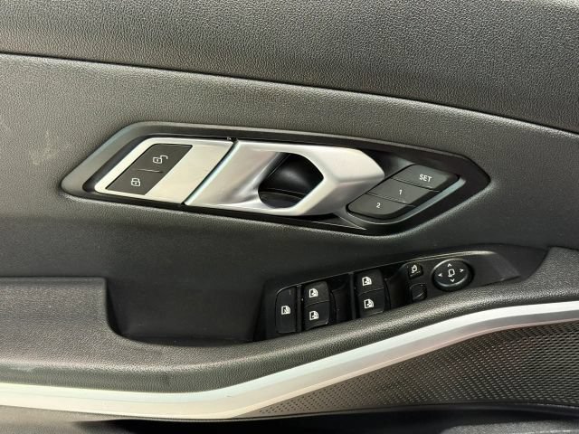 Used 2020 BMW 330i xDrive Sedan w/ Convenience Package AWD/4WD image 14