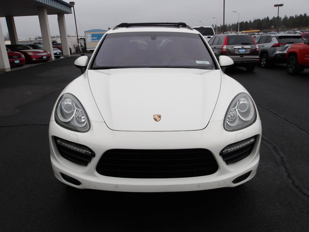 Used 2012 Porsche Cayenne Turbo AWD/4WD image 8