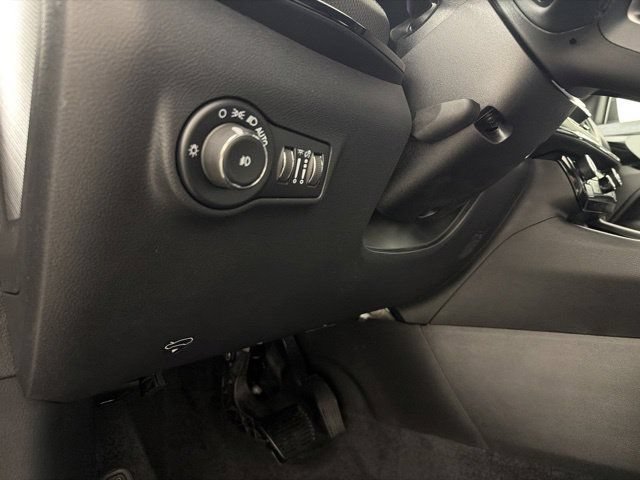 New 2026 Jeep Compass Limited AWD/4WD image 17