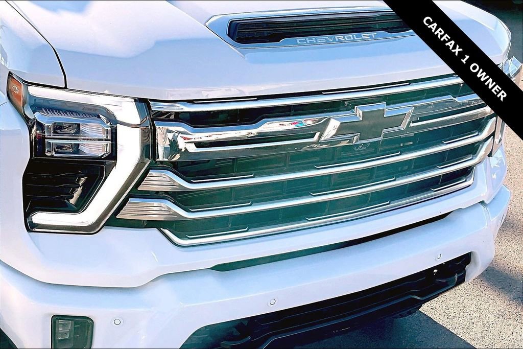 Used 2024 Chevrolet Silverado 3500 LTZ w/ LTZ Plus Package AWD/4WD image 29