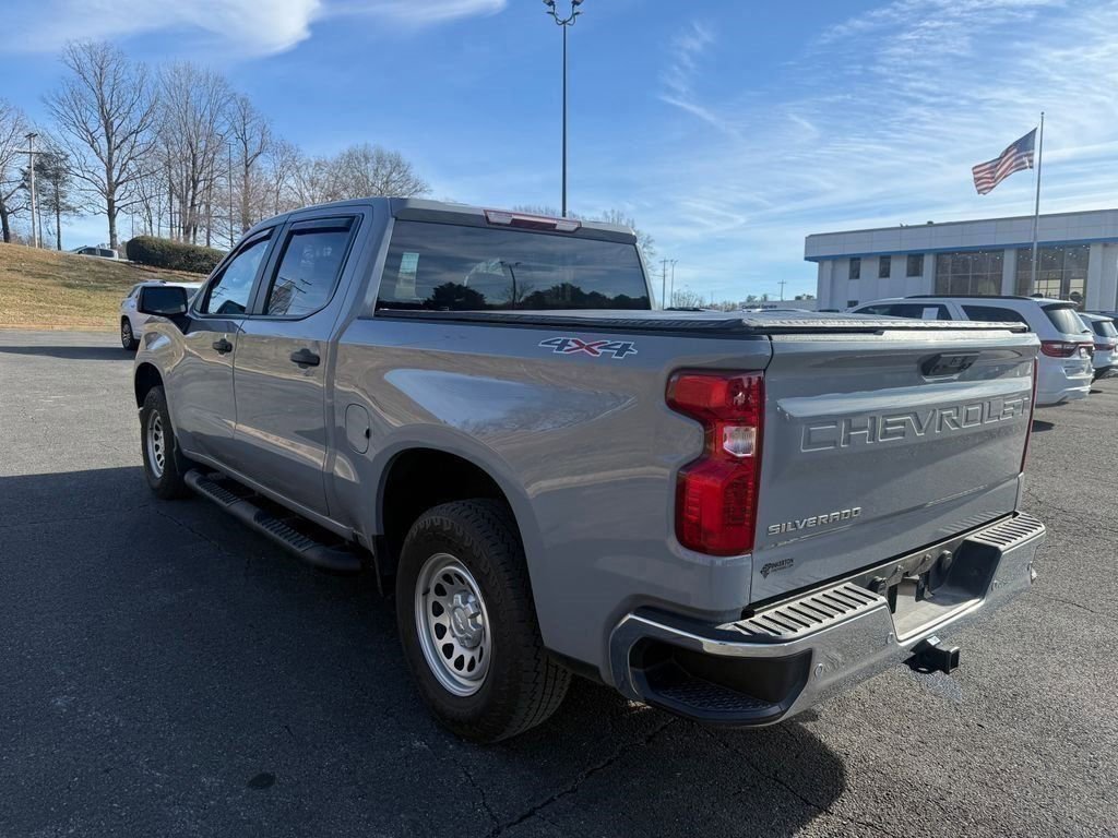 Used 2024 Chevrolet Silverado 1500 W/T w/ WT Value Package image 5
