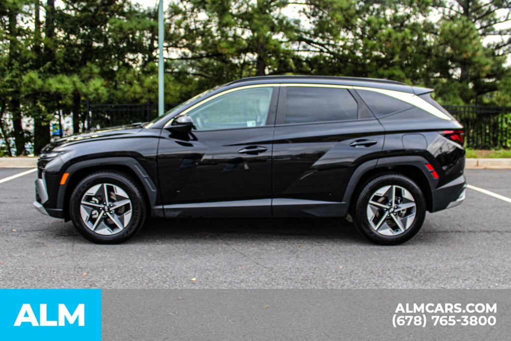 Used 2025 Hyundai Tucson SEL FWD image 6