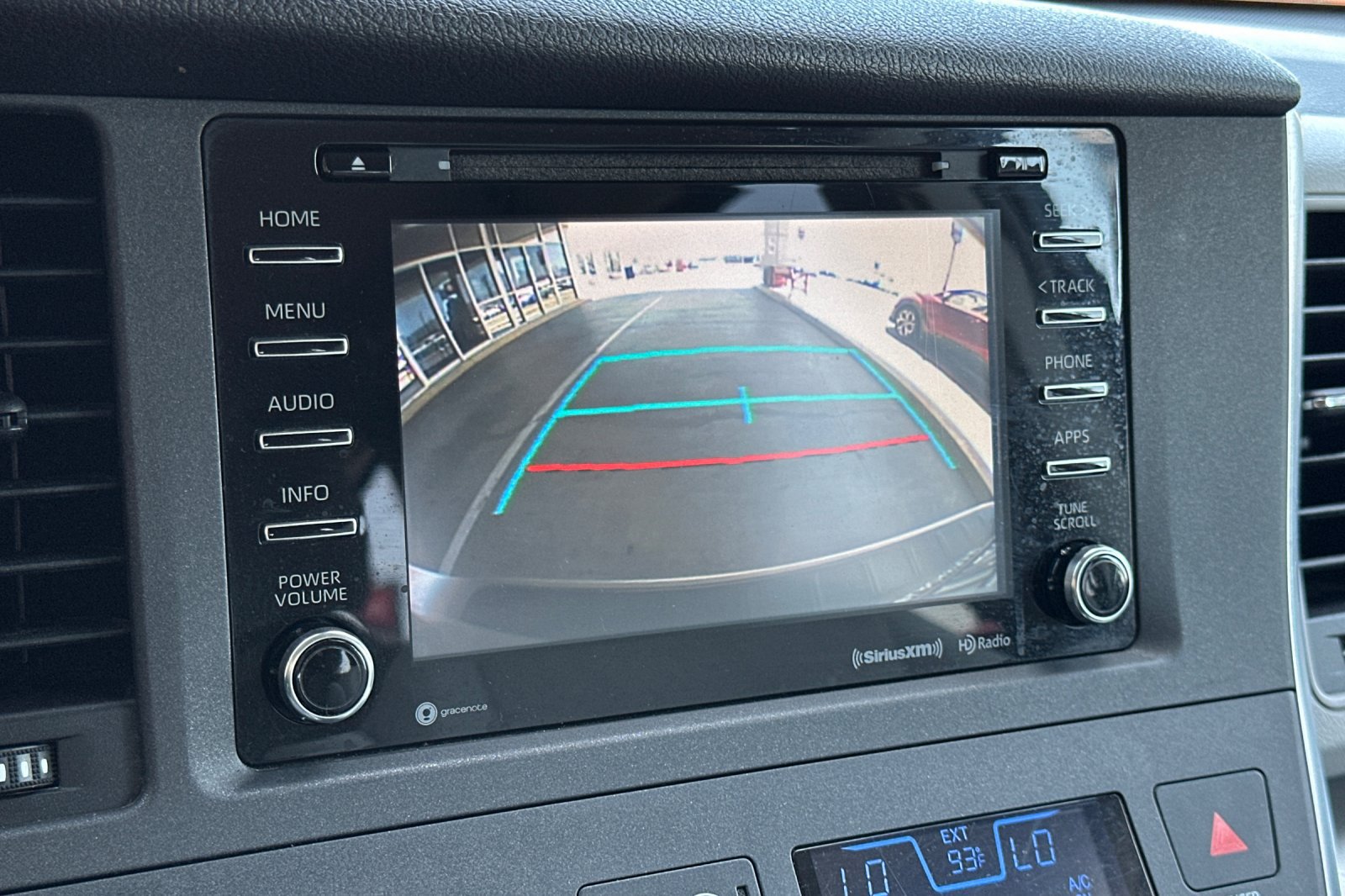 Certified 2018 Toyota Sienna LE FWD image 20