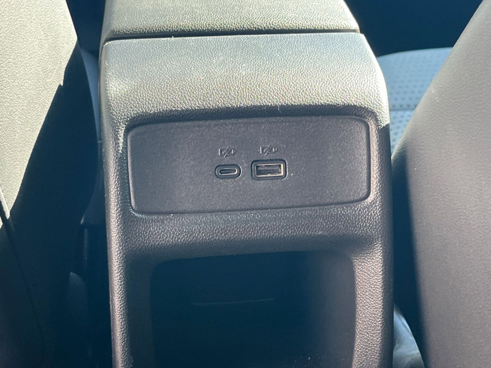 Used 2025 Chevrolet Trax LT FWD image 22