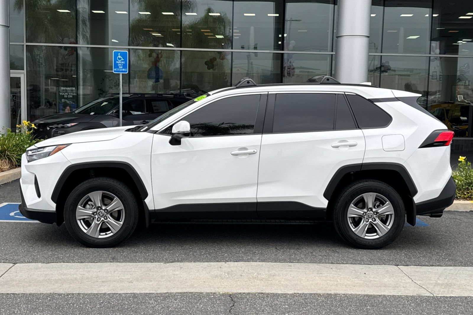 Used 2025 Toyota RAV4 XLE FWD image 7