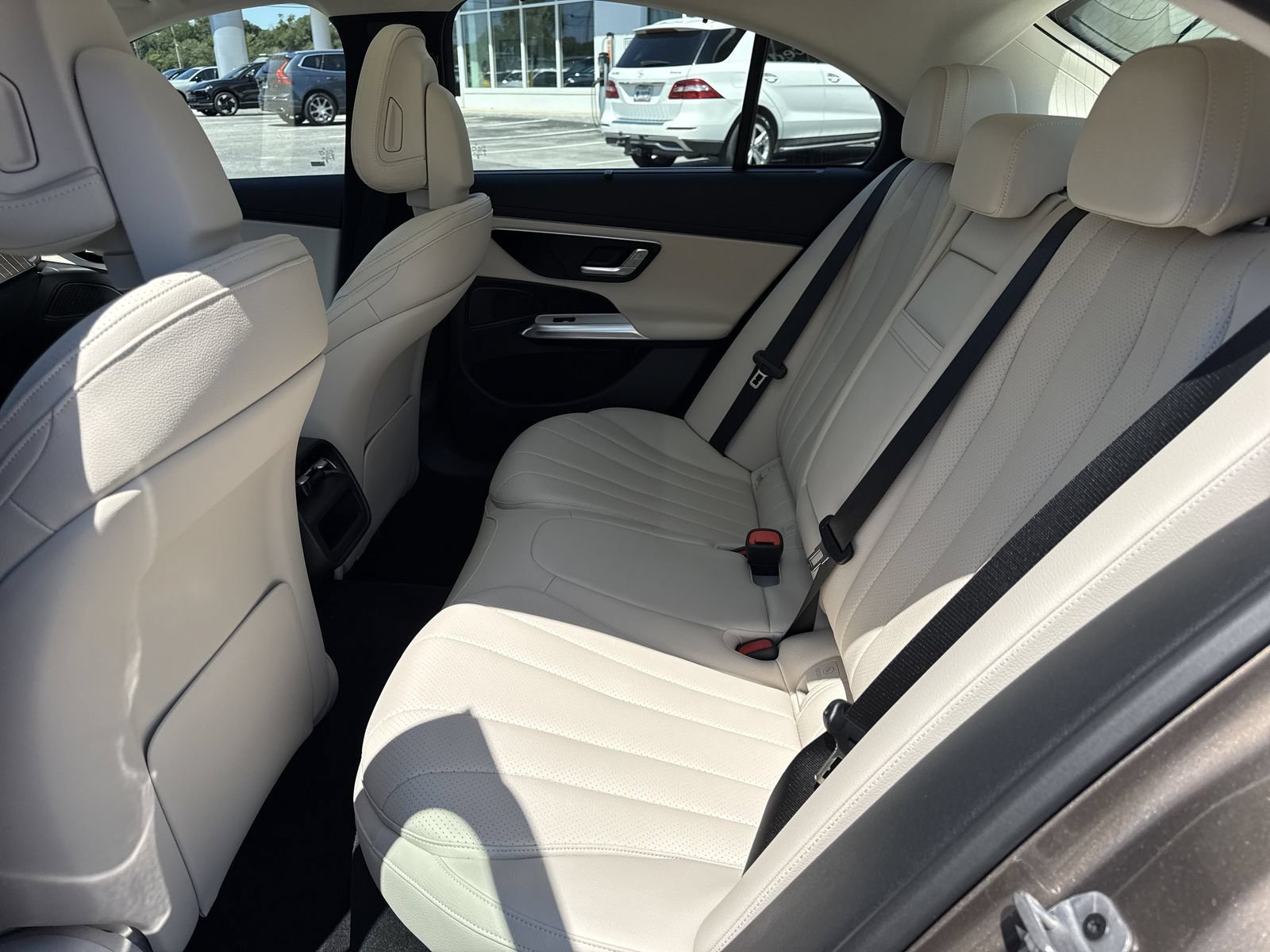 Used 2026 Mercedes-Benz E 350 Sedan image 12