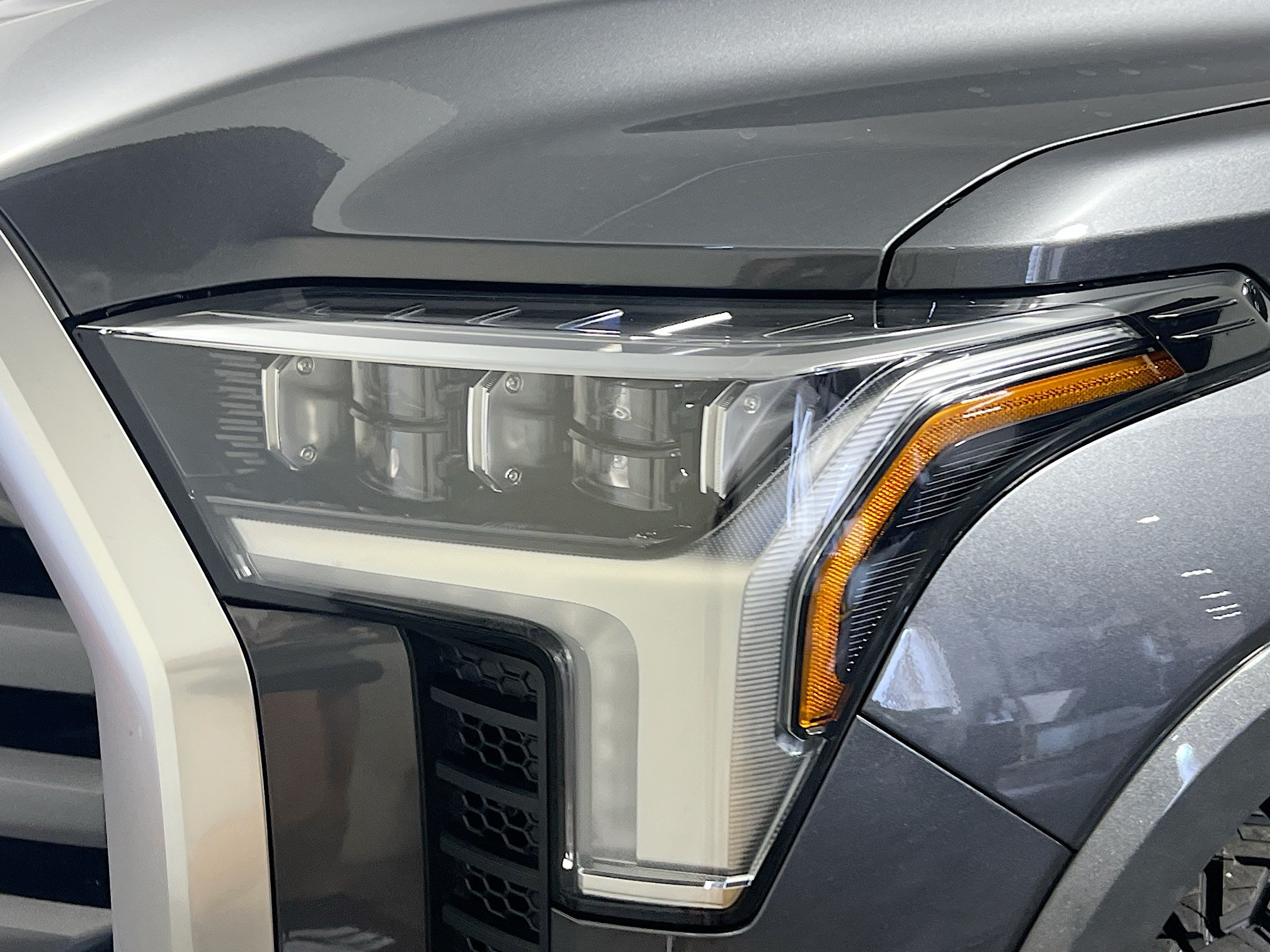 New 2026 Toyota Tundra Limited AWD/4WD image 11