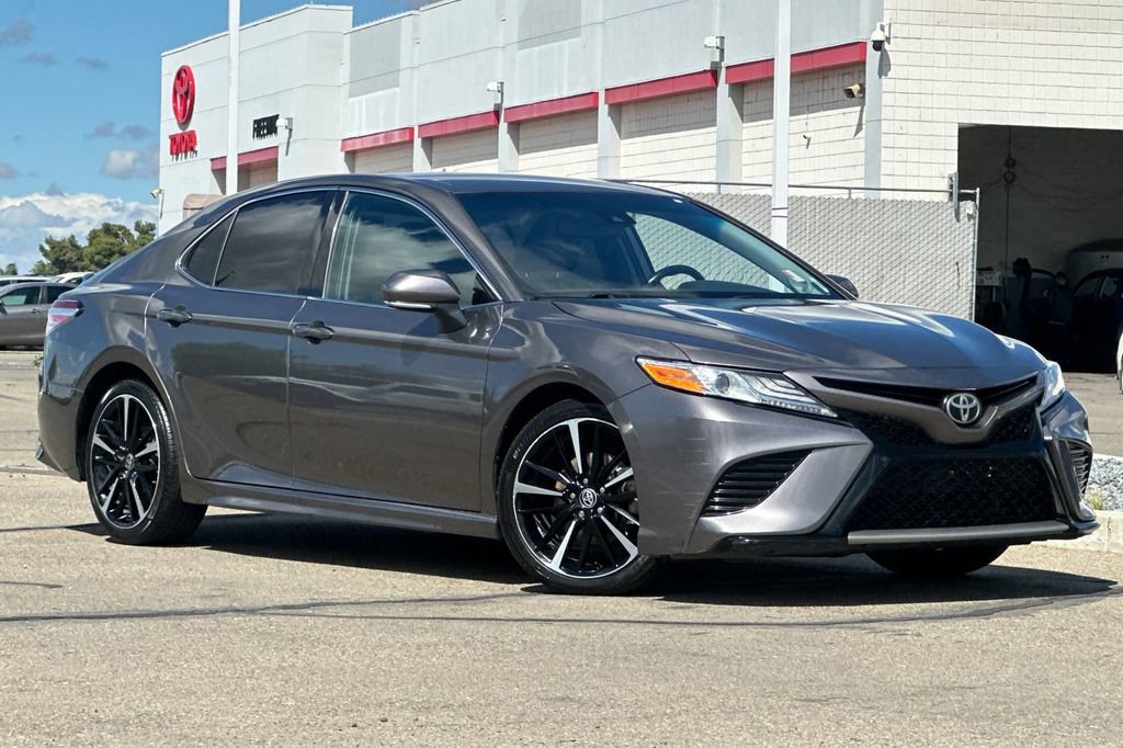 Used 2020 Toyota Camry XSE w/ Navigation Package FWD image 2