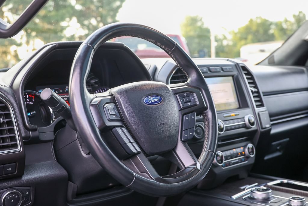 Used 2018 Ford Expedition Max Limited w/ Equipment Group 301A AWD/4WD image 34