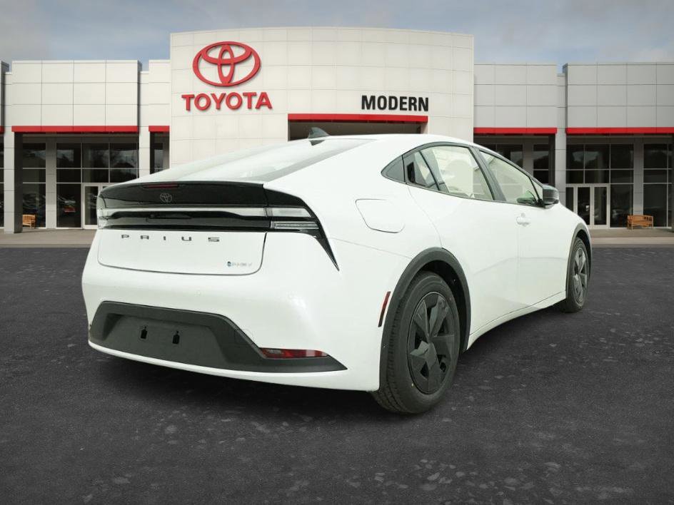 New 2026 Toyota Prius Plug-In Hybrid FWD image 3