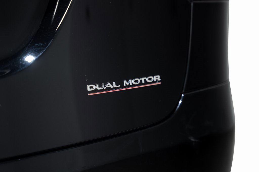 Used 2021 Tesla Model X Performance image 16