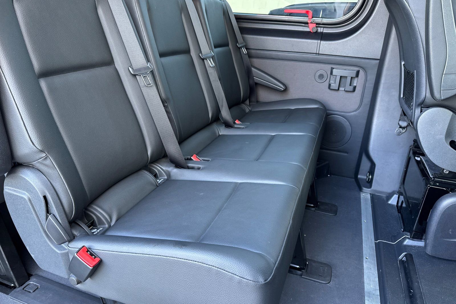 Used 2024 Mercedes-Benz Sprinter 2500 image 13