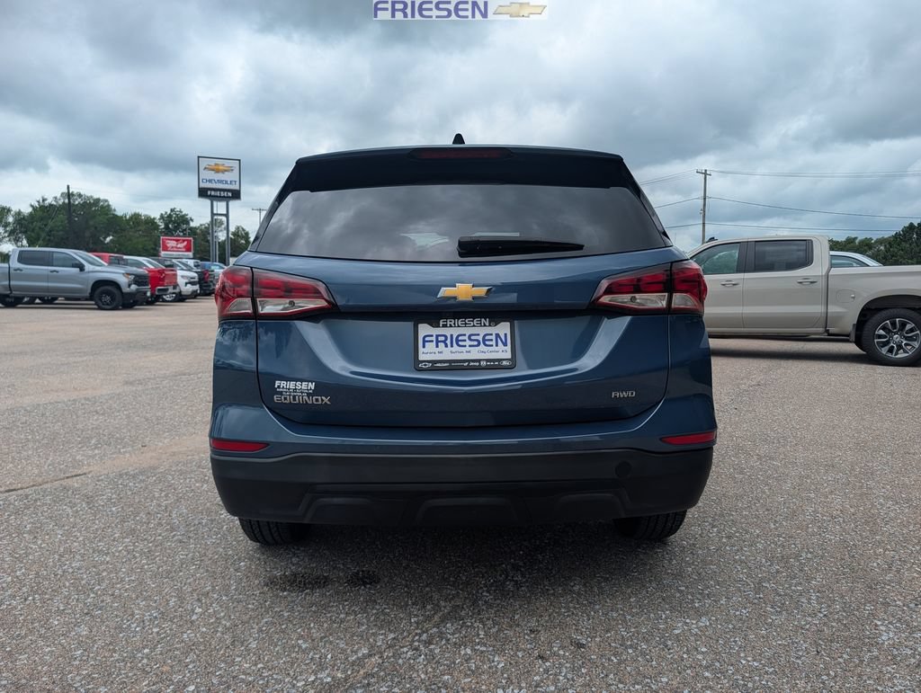 Used 2024 Chevrolet Equinox LS w/ LS Convenience Package AWD/4WD image 5