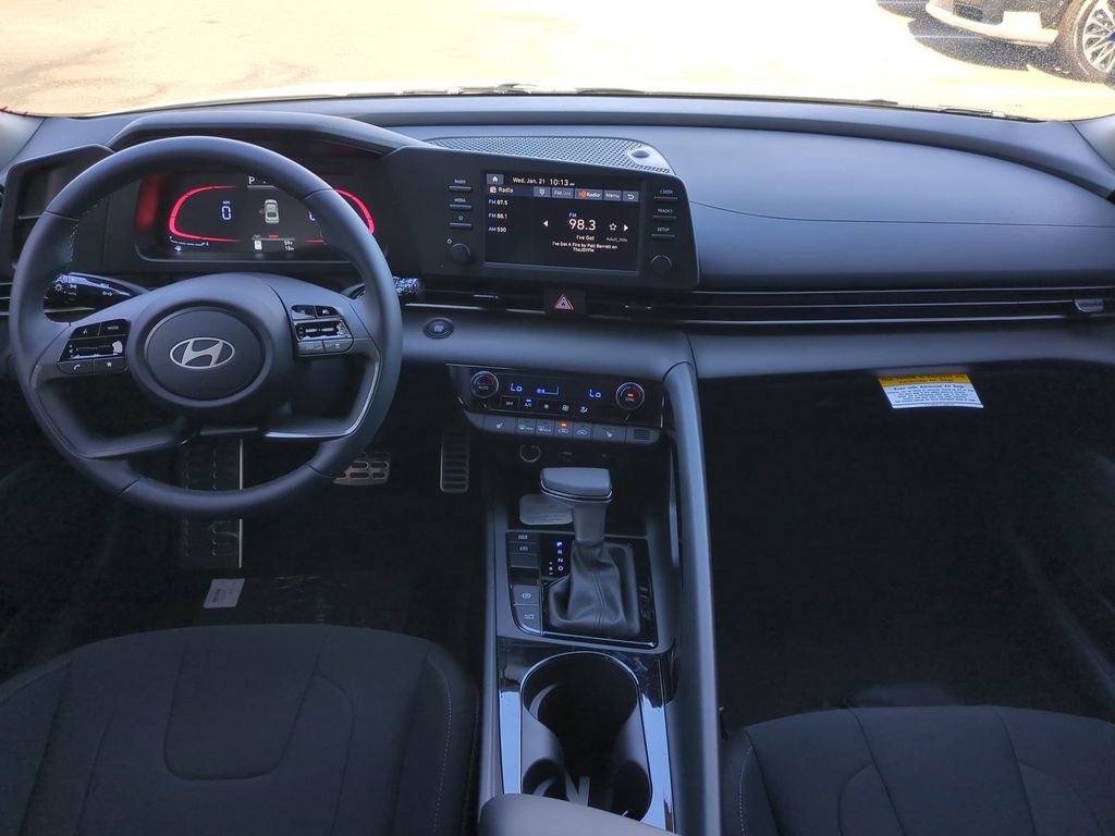 New 2026 Hyundai Elantra SEL Sport Premium FWD image 16