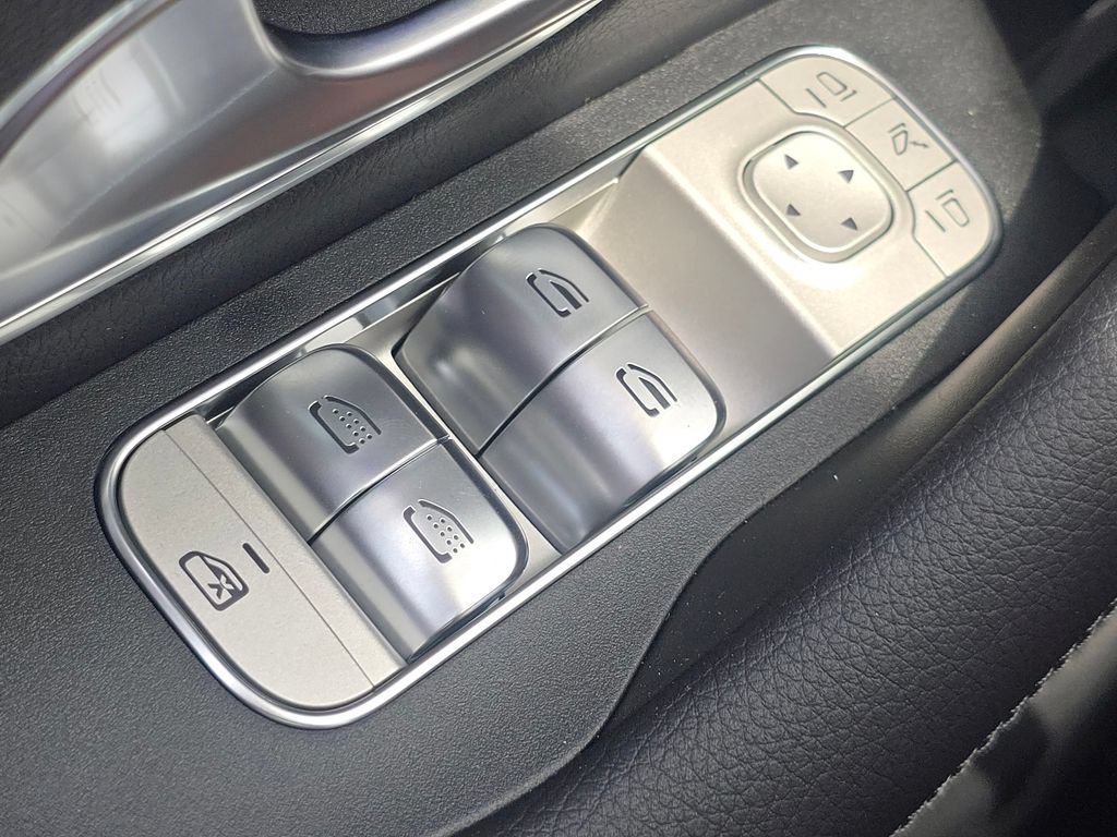 New 2026 Mercedes-Benz GLS 450 4MATIC image 29