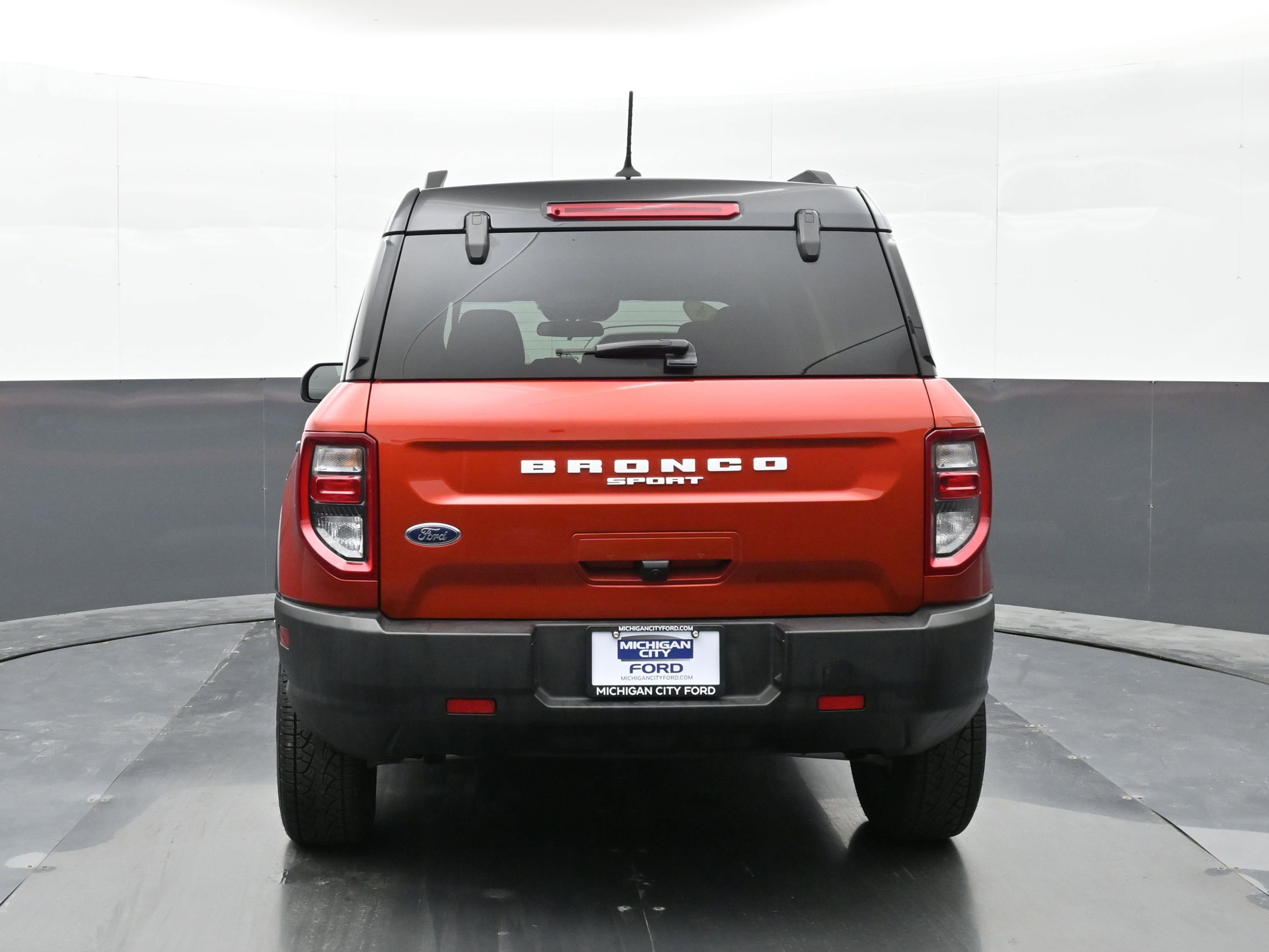 Used 2024 Ford Bronco Sport Badlands AWD/4WD image 2