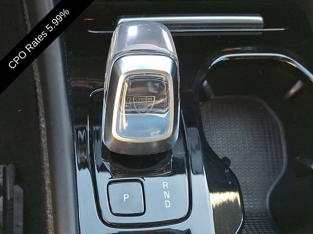 Certified 2023 Volvo XC40 B5 Ultimate w/ Climate Package AWD/4WD image 18