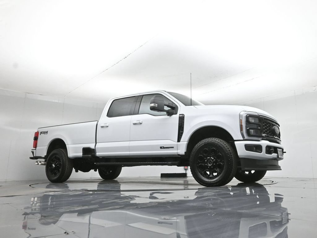 New 2026 Ford F350 XLT w/ XLT Premium Package AWD/4WD image 3