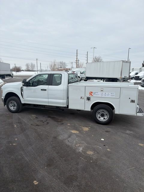 New 2026 Ford F250 XL w/ XL Chrome Package image 6