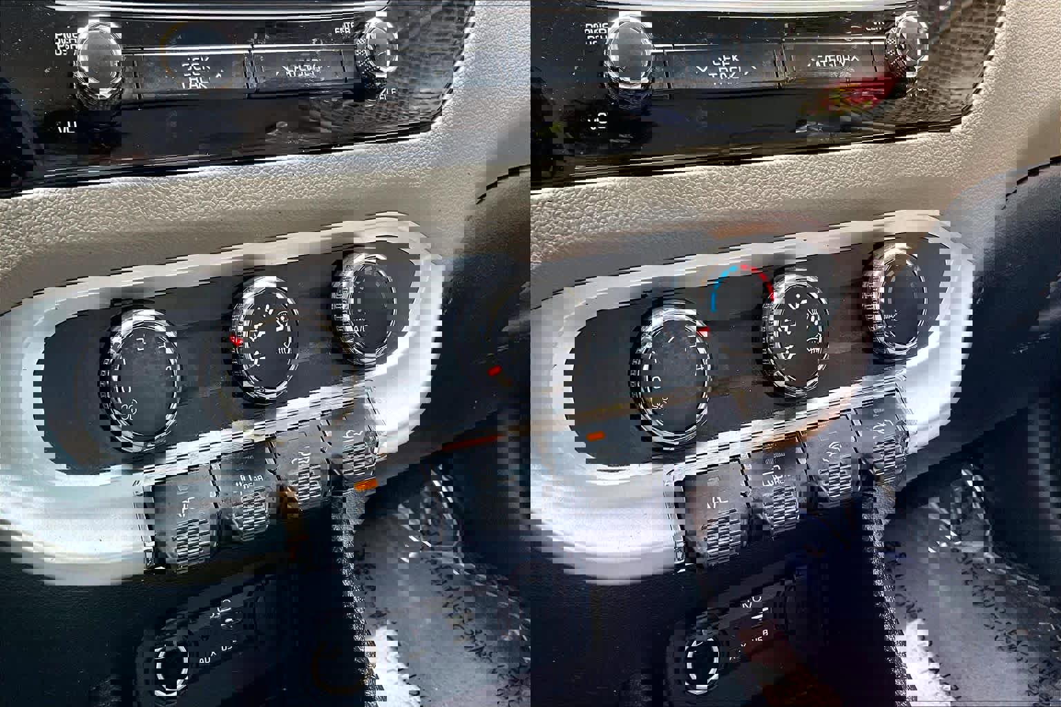 Used 2017 Kia Rio EX w/ Eco Package image 32