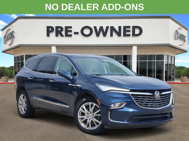 Used 2024 Buick Enclave Essence w/ Experience Buick Package AWD/4WD image 1