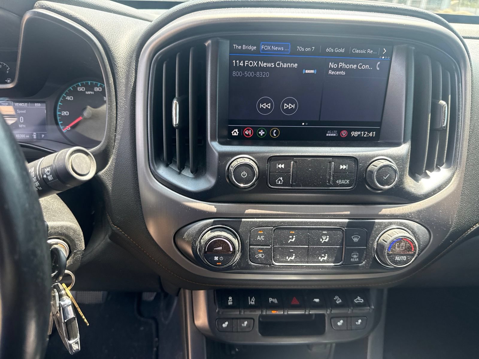 Used 2021 GMC Canyon AT4 w/ Driver Alert Package AWD/4WD image 16