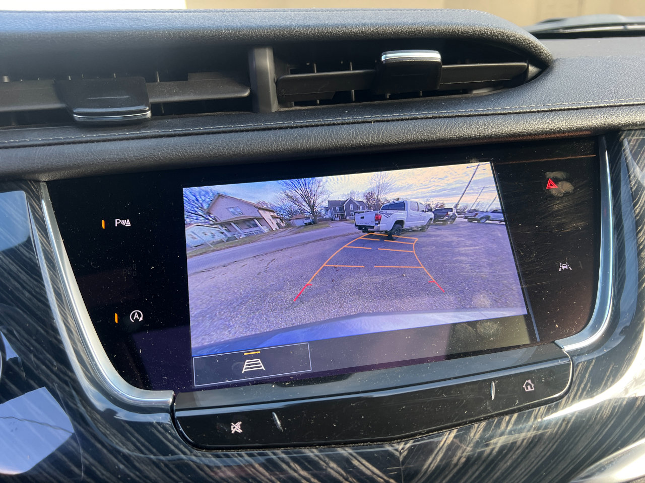 Used 2024 Cadillac XT6 Premium Luxury image 51