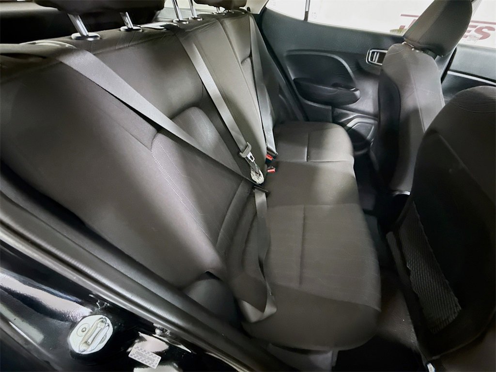 Used 2020 Hyundai Venue SE image 27