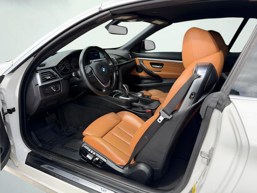 Used 2018 BMW 430i xDrive Convertible image 17