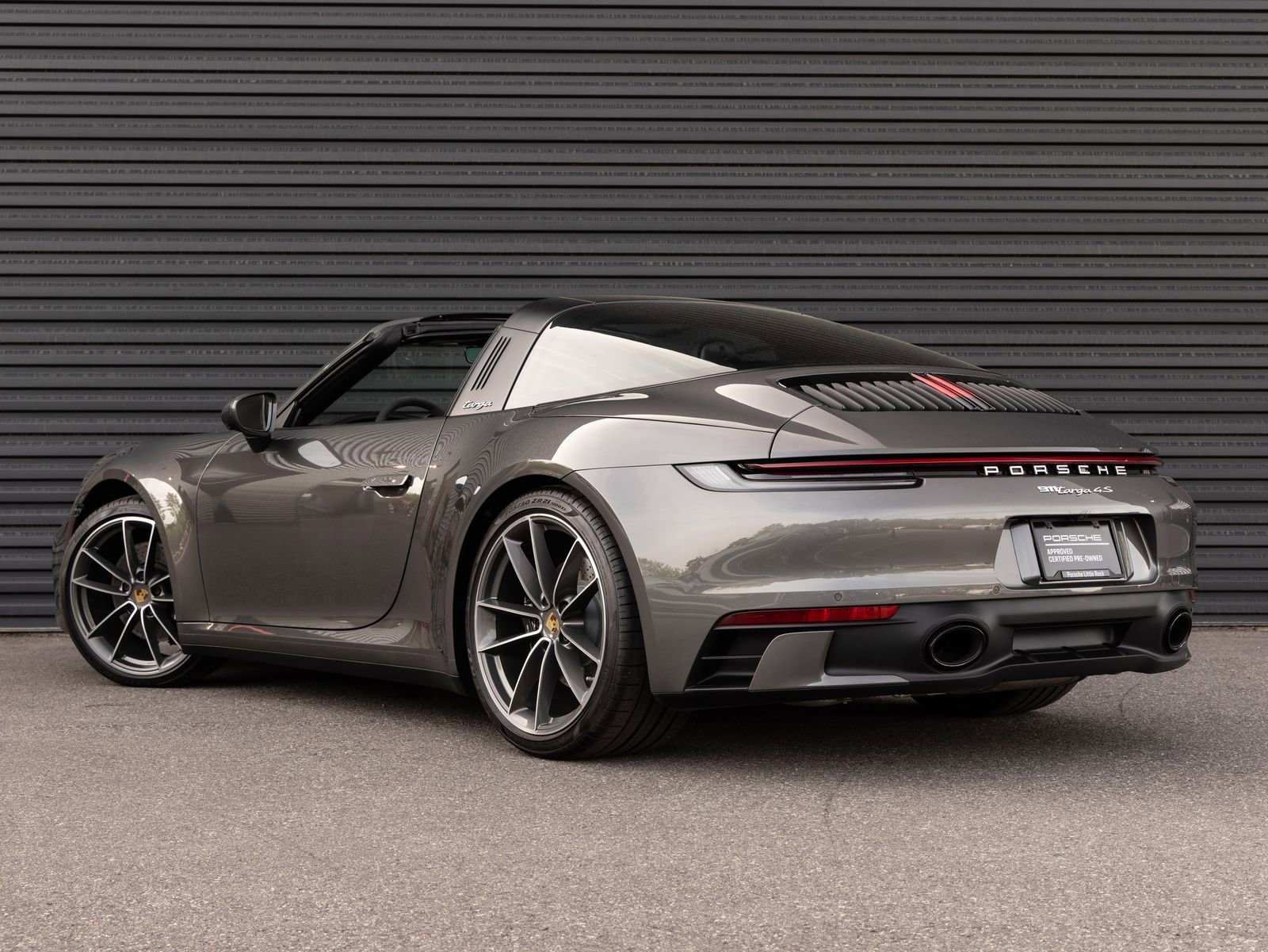 Certified 2024 Porsche 911 Targa 4S w/ Premium Package AWD/4WD image 3